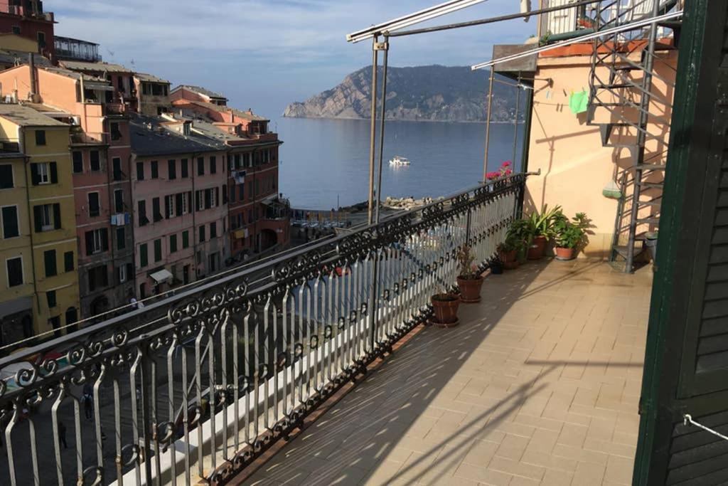 Apartment Sea View Вернацца Екстер'єр фото
